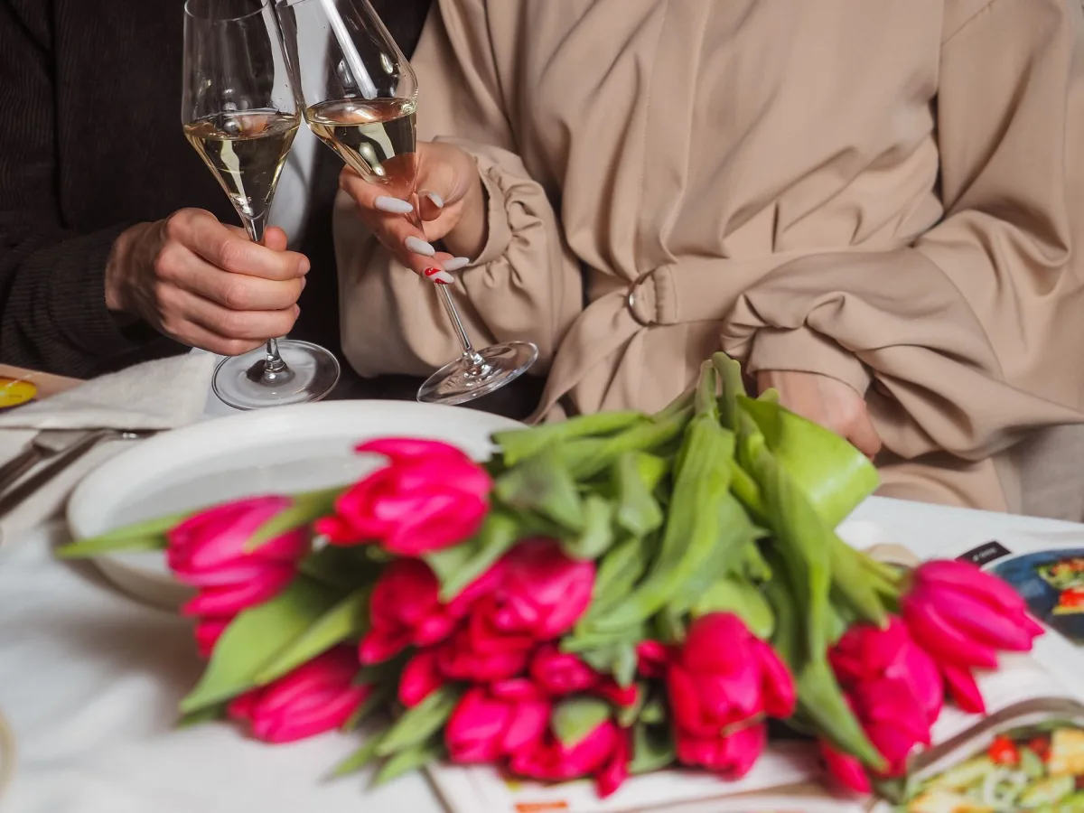 Best Happy Marriage Anniversary in 2026: Compared and Ranked