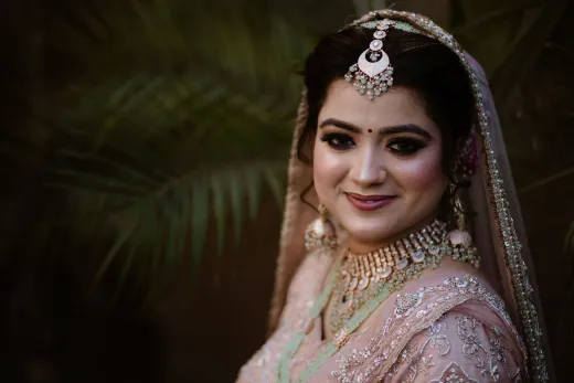 Bridesmaid makeup the complete guide - Venues & Vendors