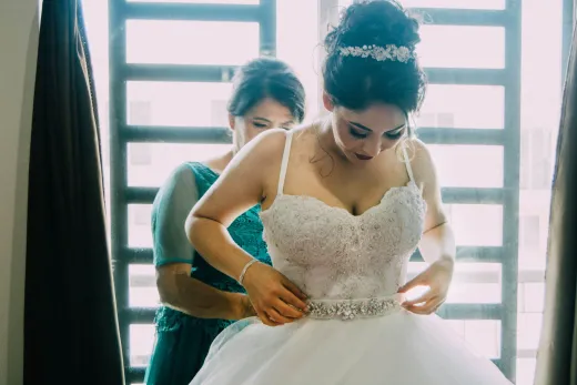 Engagement gown for bride the complete guide - Marriage & Relationships