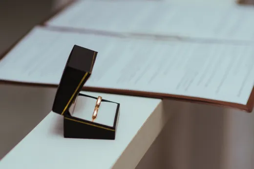 Gold Wedding Rings for Women: The Complete Guide