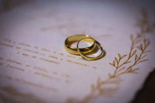 Gold wedding rings for women the complete guide - Wedding Fashion & Jewellery