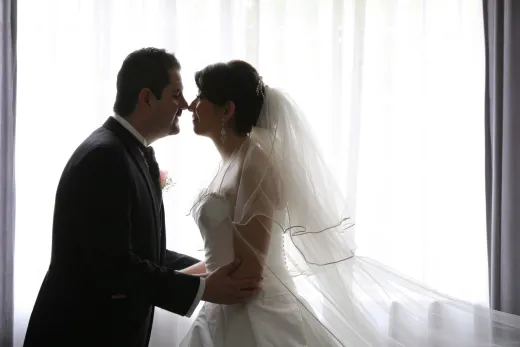 Pre wedding photography the complete guide - Venues & Vendors