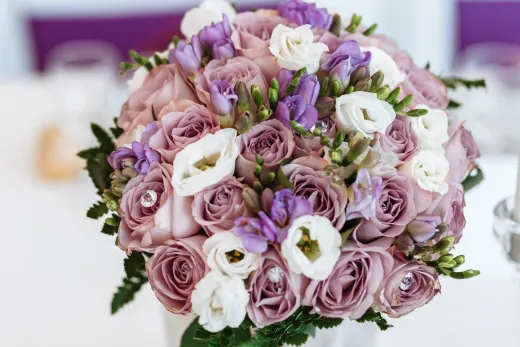 Wed florist near me how to choose the right one 2026 local guide - Venues & Vendors