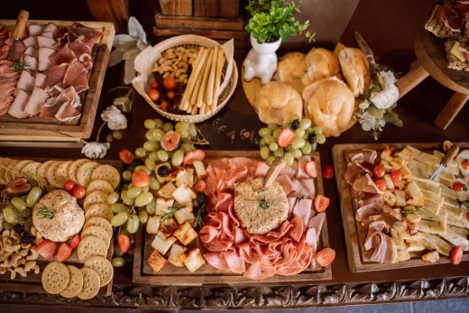 Wedding catering the complete guide - Venues & Vendors