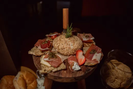 Wedding catering the complete guide - Venues & Vendors