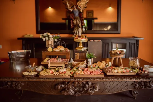 Wedding catering the complete guide - Venues & Vendors