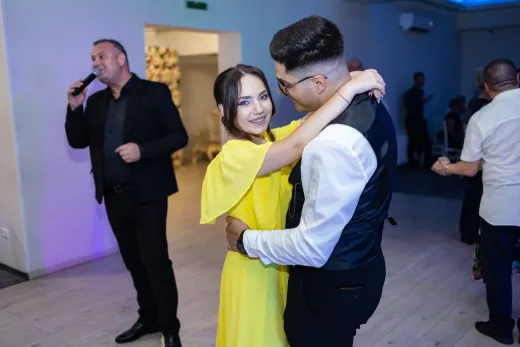 Wedding dj the complete guide - Venues & Vendors