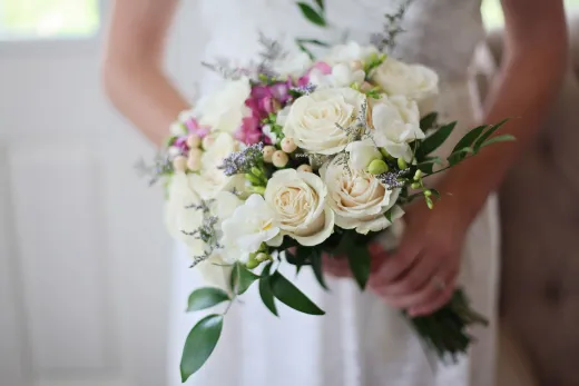 Wedding florist near me how to choose the right one 2026 local guide - Venues & Vendors
