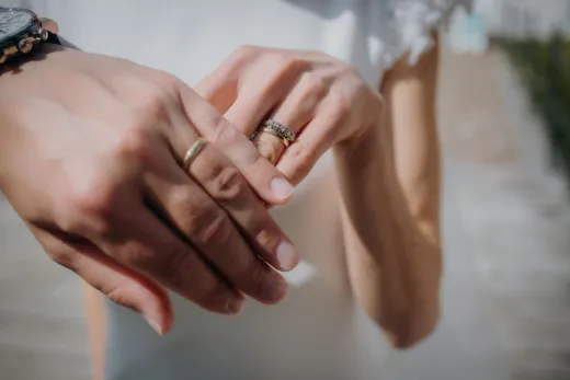 Wedding rings for couples the complete guide - Marriage & Relationships