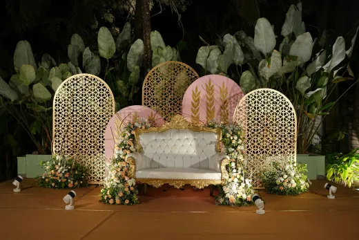 Wedding stage decoration 25 ideas with photos - Venues & Vendors
