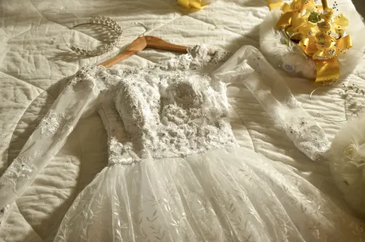 White wedding gowns the complete guide - Wedding Fashion & Jewellery