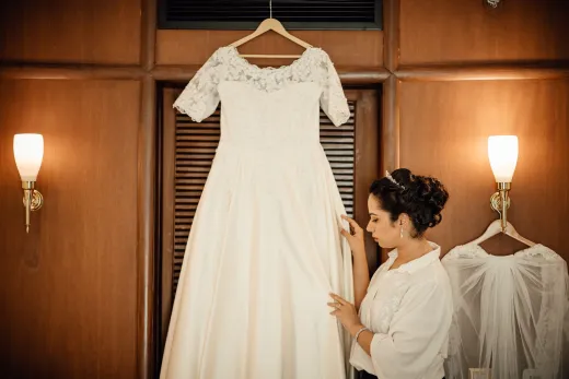 White wedding gowns the complete guide - Wedding Fashion & Jewellery